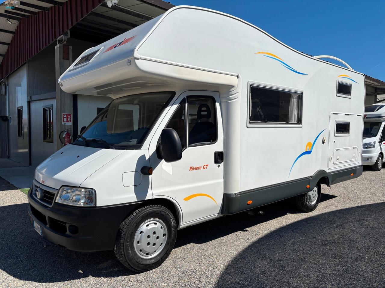 CI RIVIERA GT - MANSARDATO CON LETTI A CASTELLO LONGITUDINALI IN CODA