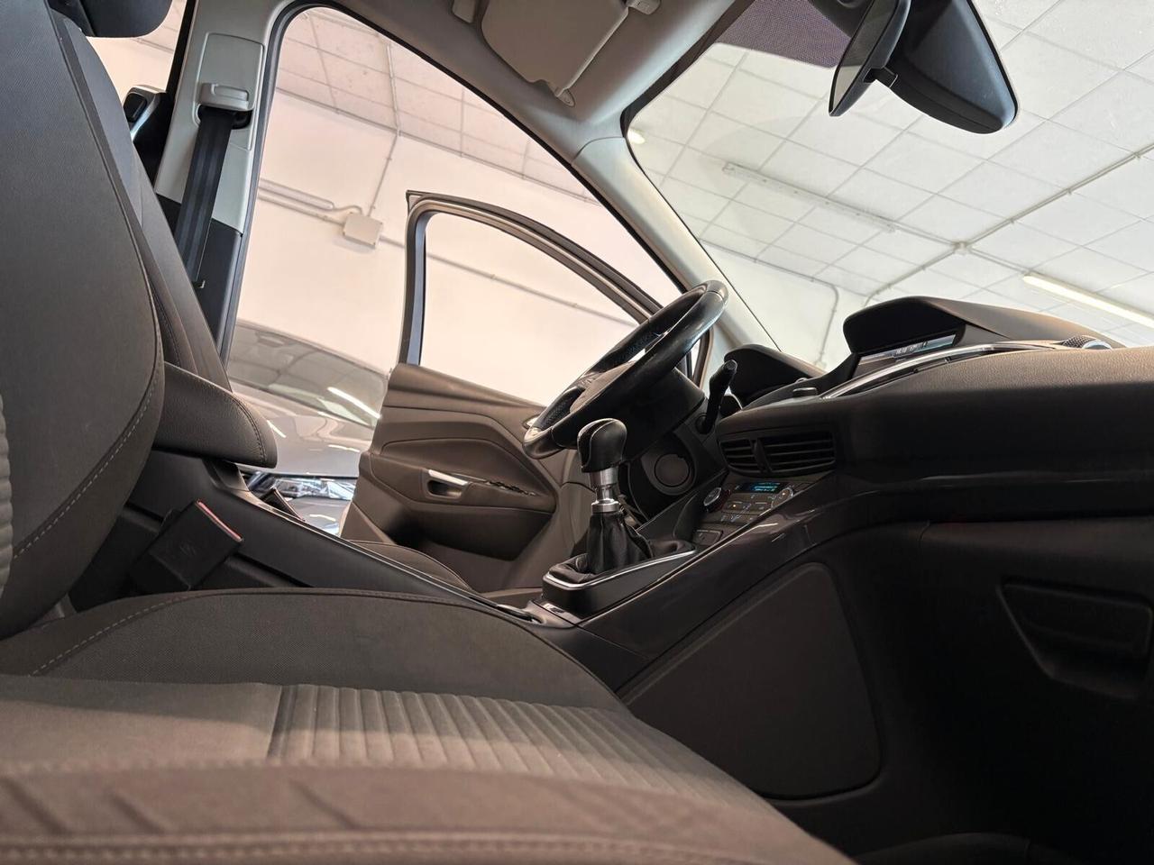 Ford C-Max 7 TITANIUM 1.5 TDCi 120 CV 6mt 7 posti