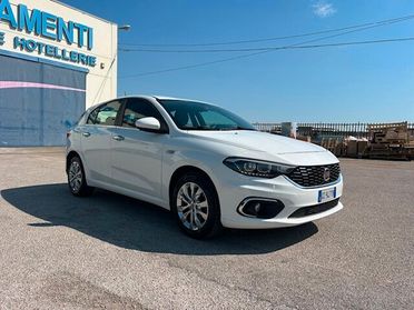 Fiat Tipo 1.6 Mjt ( AUTO CON TESTATA DA FARE )