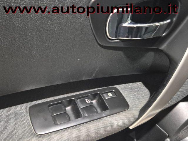 NISSAN Qashqai 2.0 dCi DPF 4WD aut. n-tec