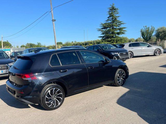 VOLKSWAGEN Golf 1.0 TSI EVO Life