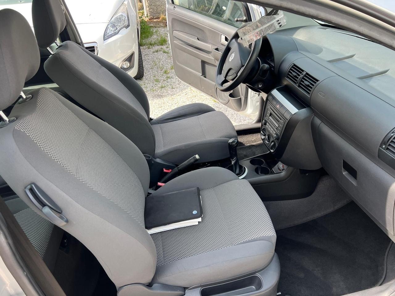 Volkswagen Fox 1.4 Sport BiFuel G