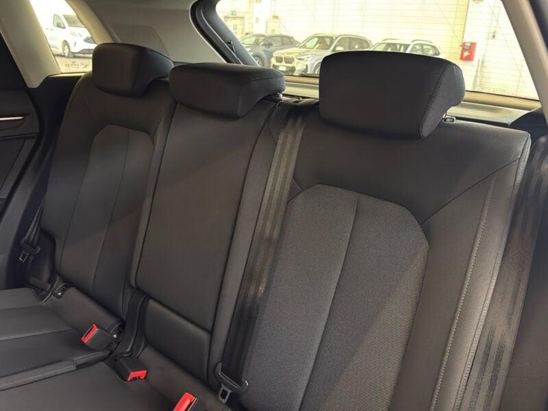 Audi Q3 2.0 35 TDI S Tronic Business