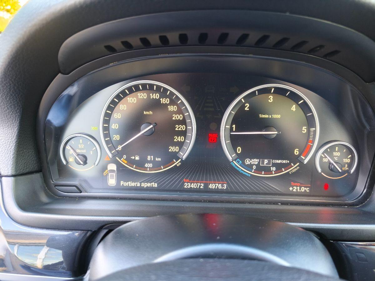 BMW Serie 5 Touring 520d Luxury Pelle Tetto LED