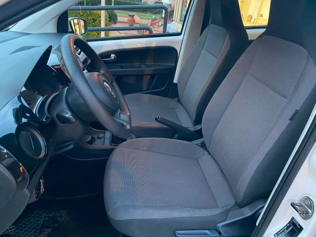 VOLKSWAGEN up! 1.0 5p. move up!