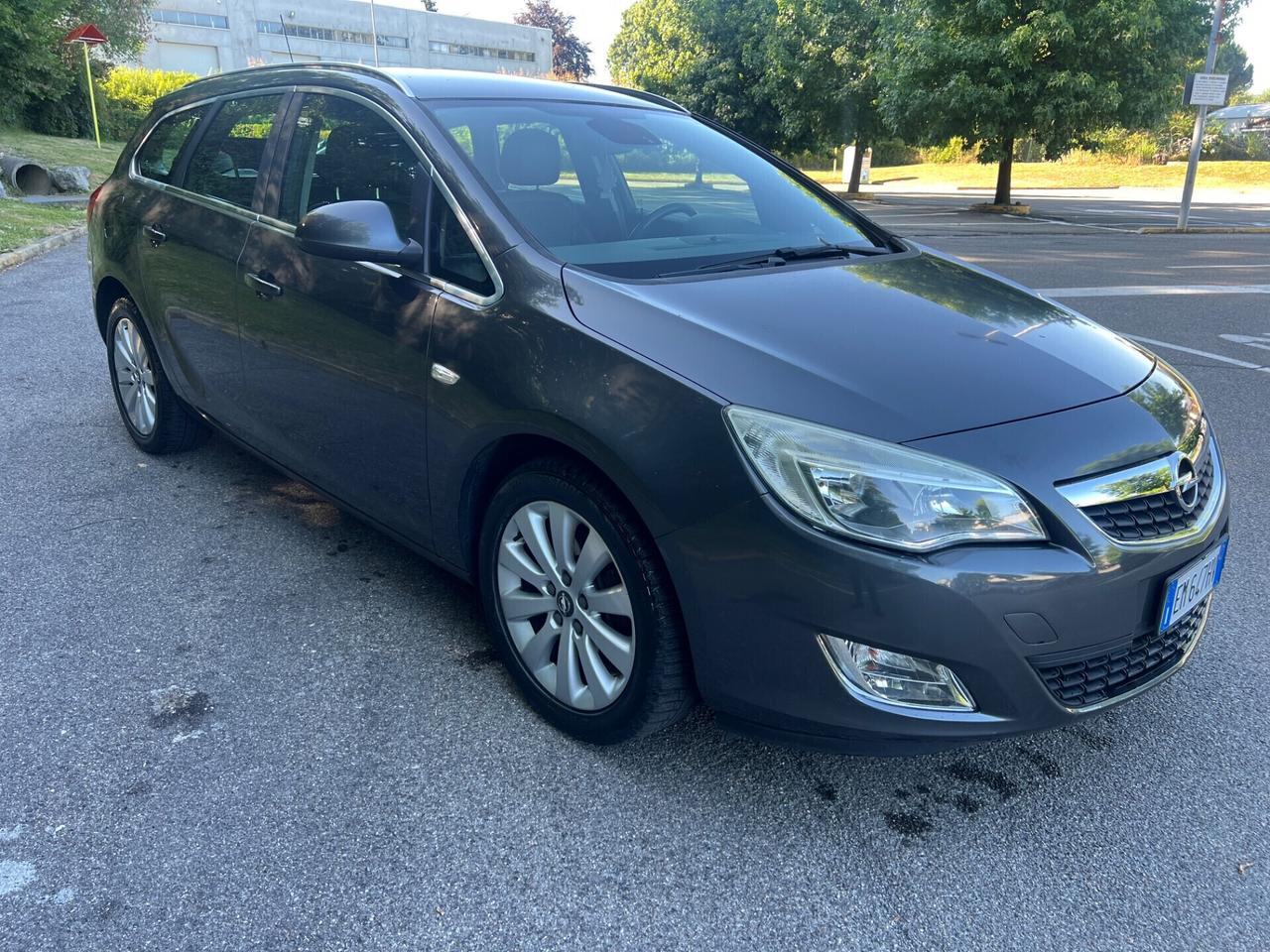 Opel Astra 1.7 CDTI 125CV Sports Tourer Cosmo