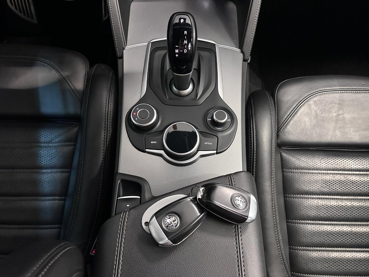 Alfa Romeo Stelvio 2.2 t Executive Q4 210cv auto my19