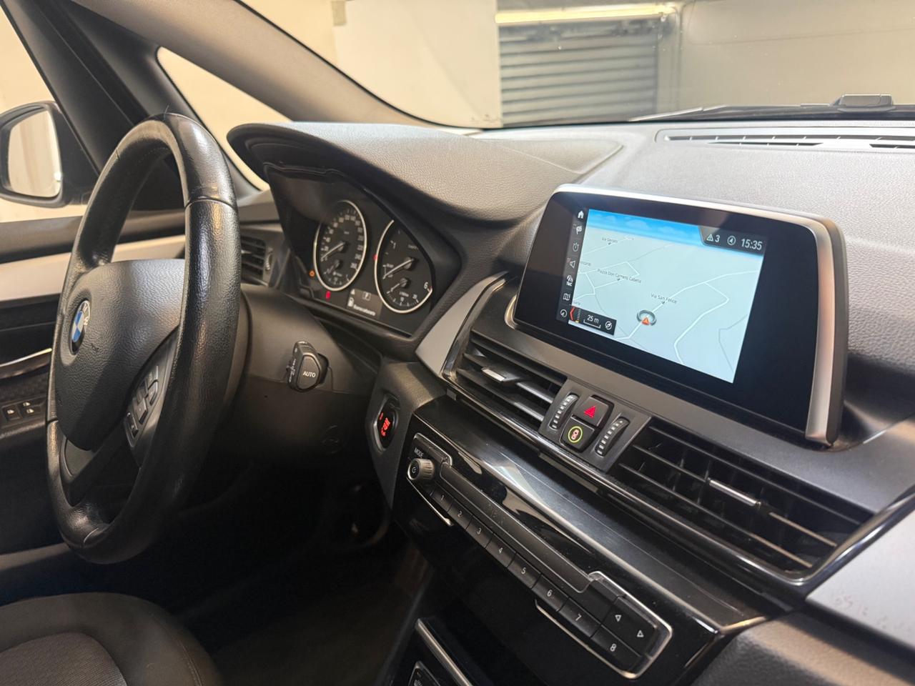 Bmw 2er Active Tourer 218d Sport