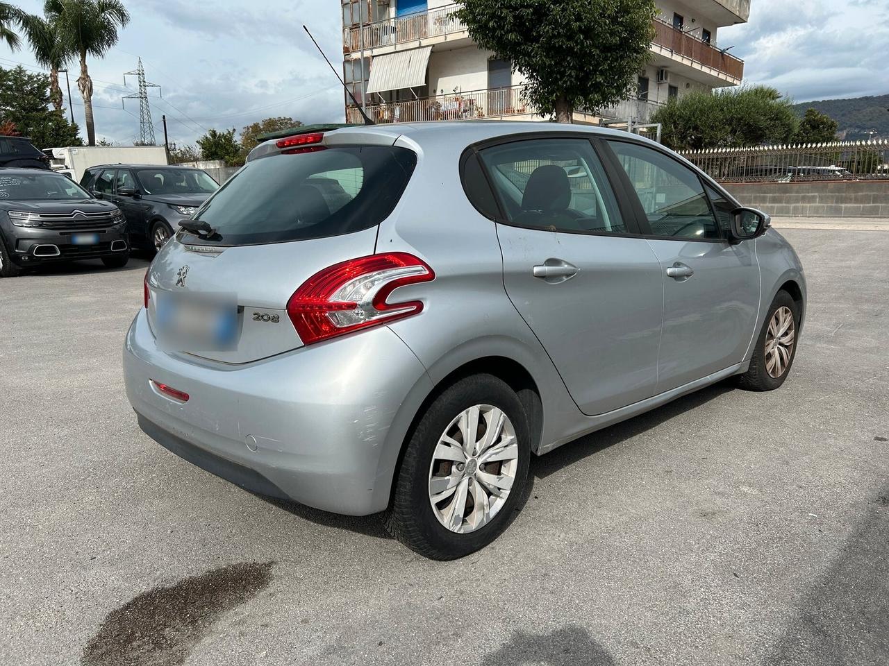 Peugeot 208 1.2 VTi 82CV - 2013 Motore Rotto