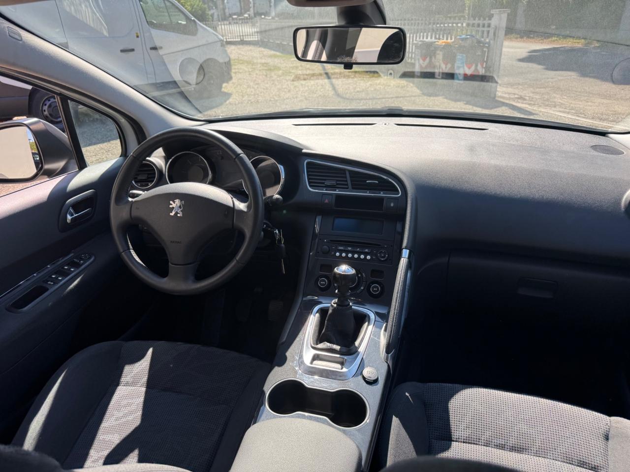 Peugeot 3008 1.6 HDi 112CV Allure
