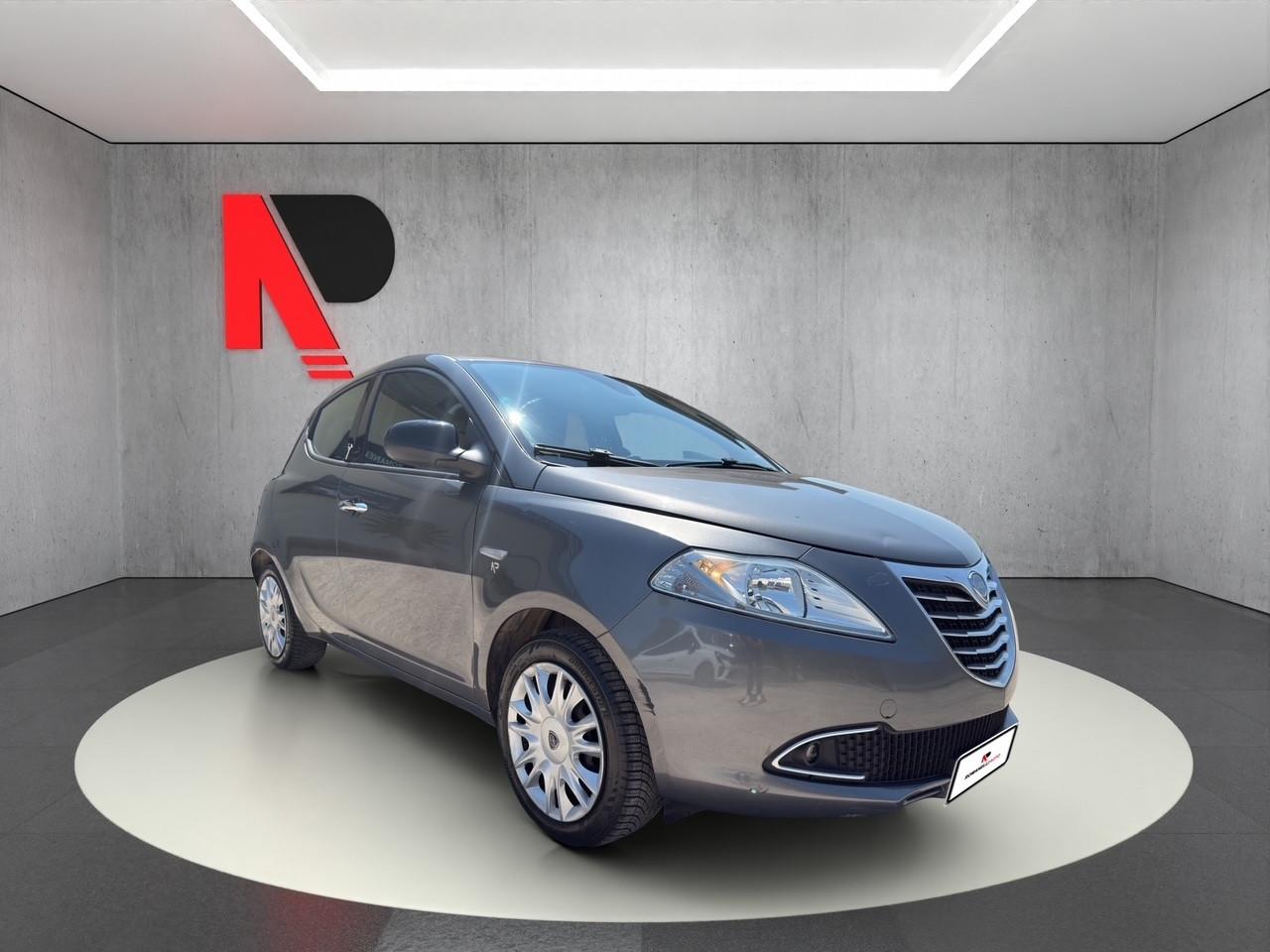 Lancia Ypsilon 1.2 69 CV 5 porte GPL Ecochic Gold