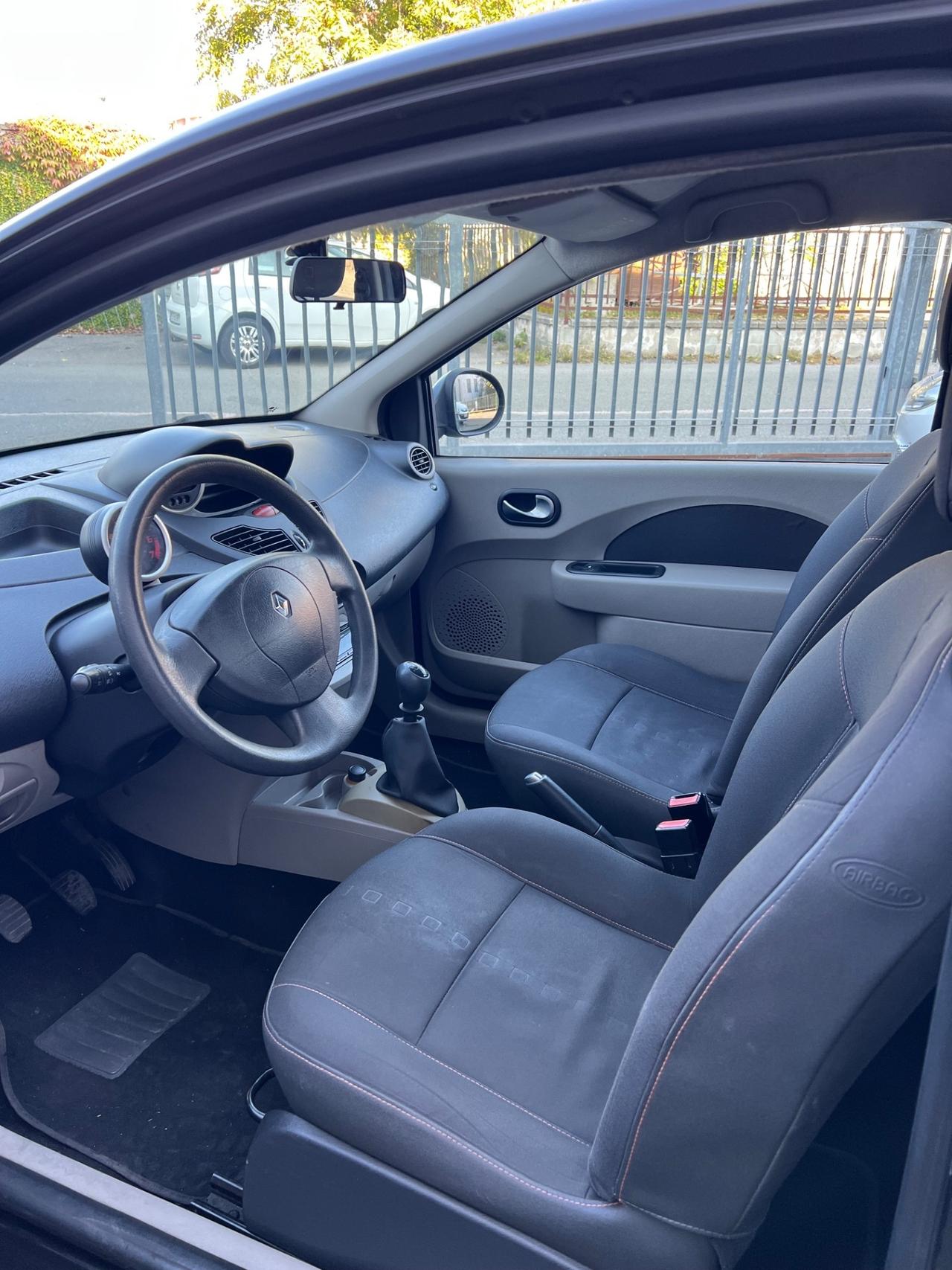 Renault Twingo 1.2 8V Privilège NEOPATENTATI