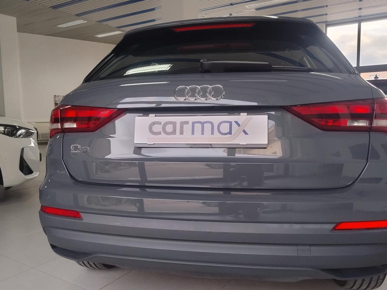 Audi Q3 SPB 45 TFSI e S tronic Business Plus