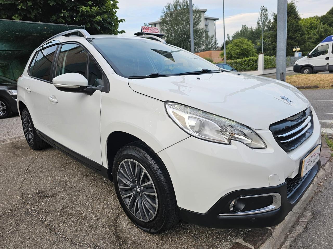 Peugeot 2008 1.4 HDi 68cv Access*Navi*Xeno*Euro5*Neopatentati