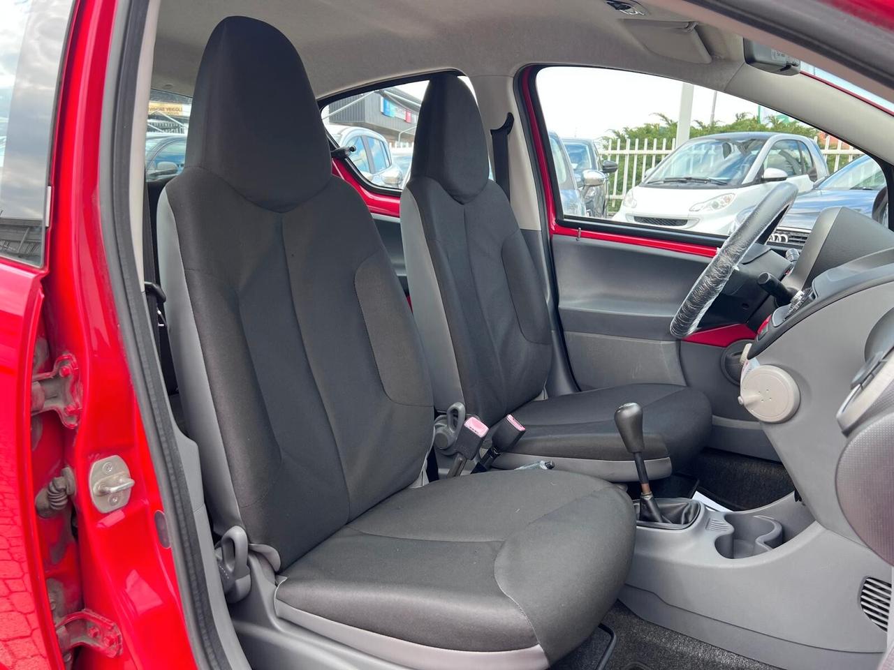 Toyota Aygo 1.0 12V VVT-i 5 porte Now