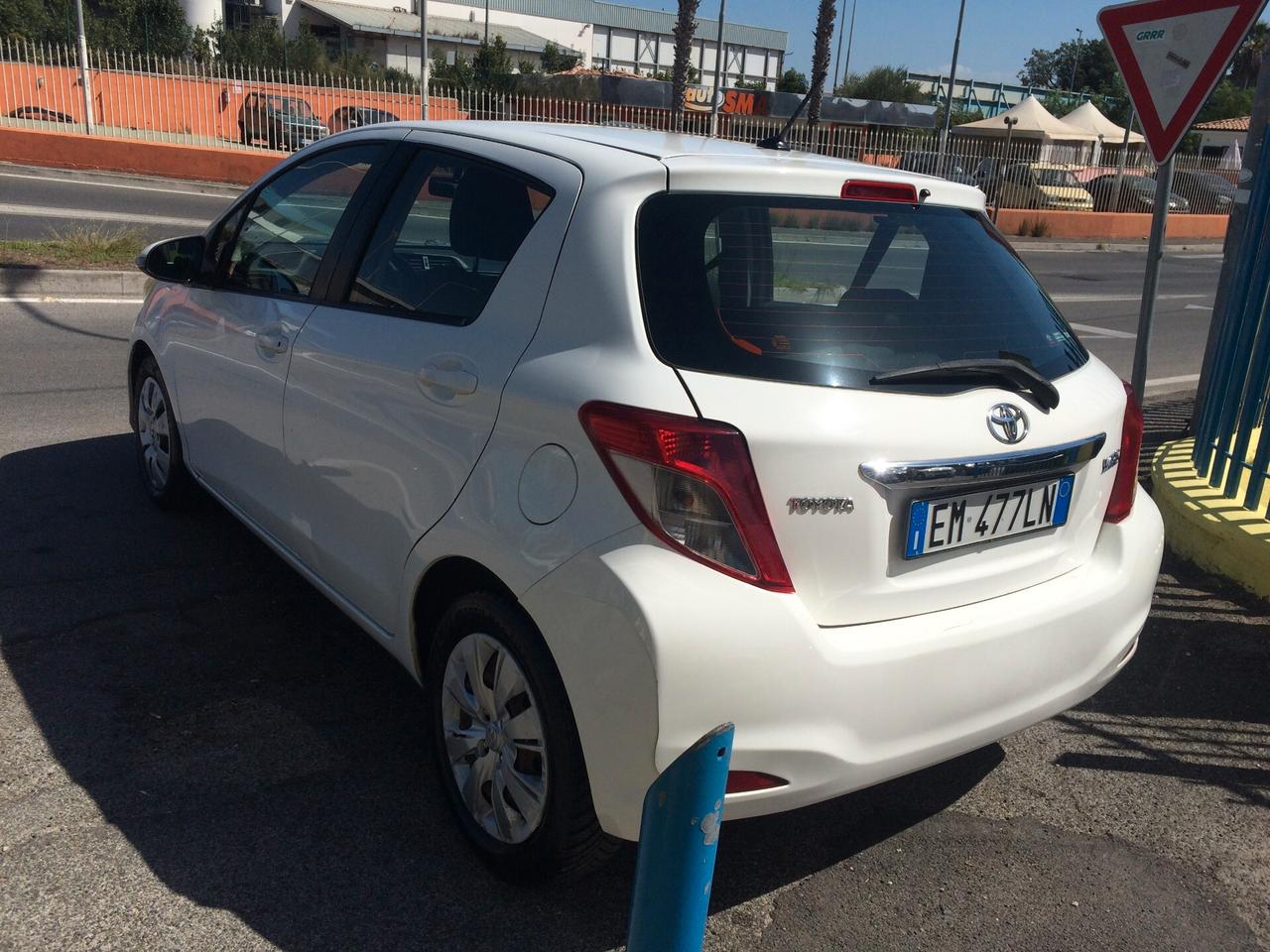 2012 Toyota Yaris 1.4 D-4D 5 porte Active M-MT tagliandata