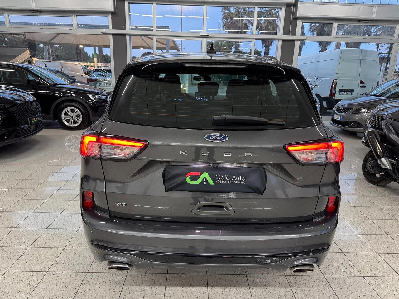 Kuga 2.0EcoBlue auto ST-Line PARI NUOVO!!!!
