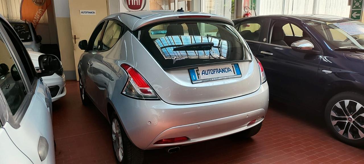 Lancia Ypsilon 1.2 69 CV 5 porte GPL Ecochic Gold