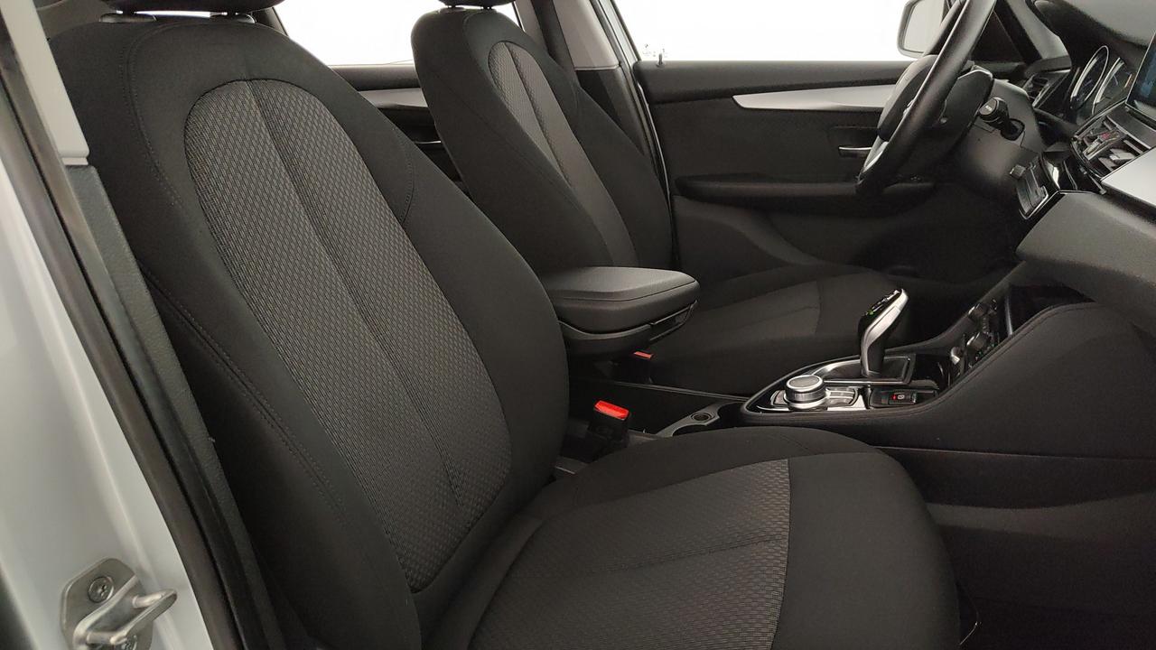 BMW 218i Active Tourer Advantag