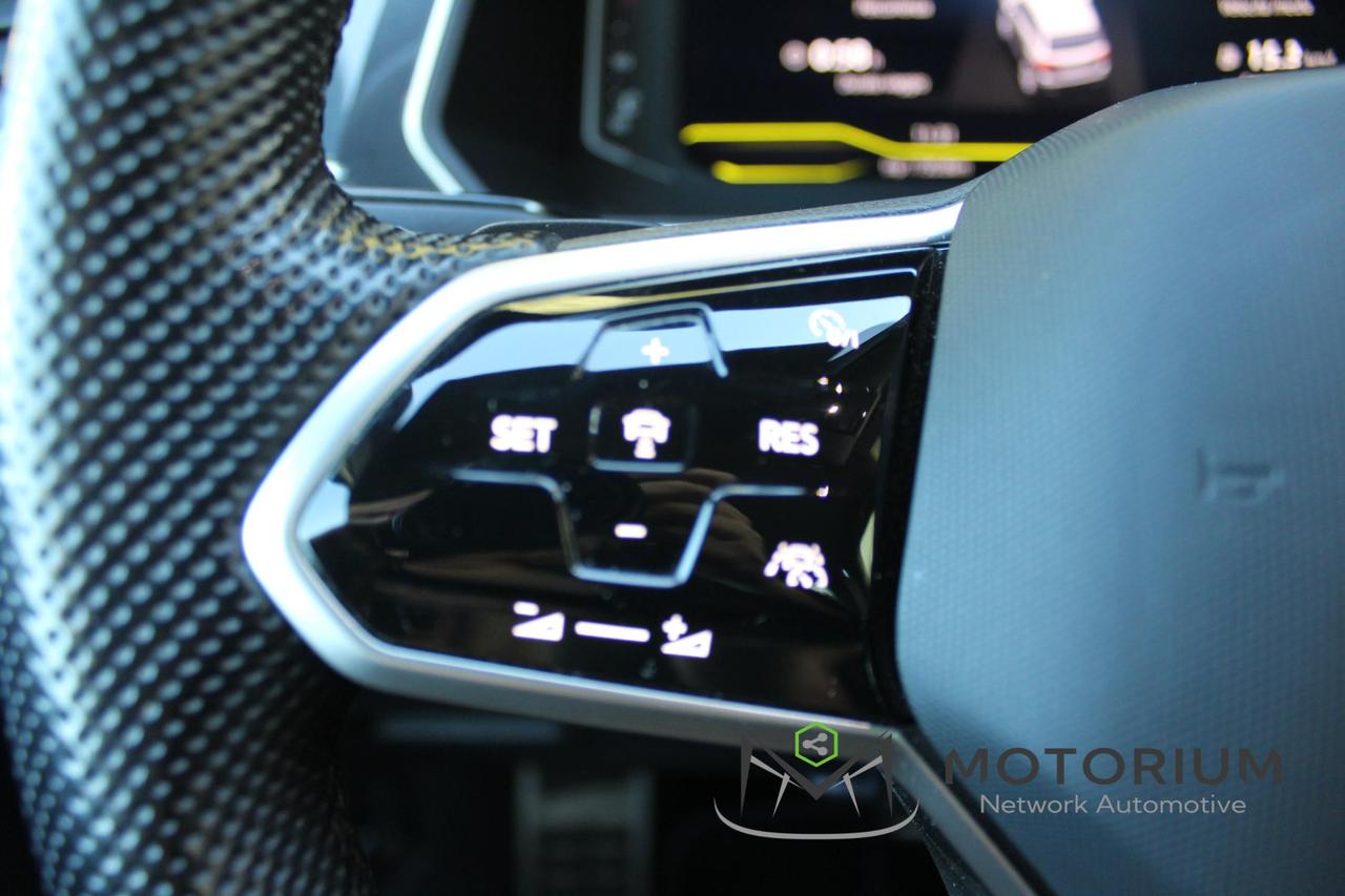 Volkswagen Tiguan 2.0 TDI 150 CV SCR DSG R-Line