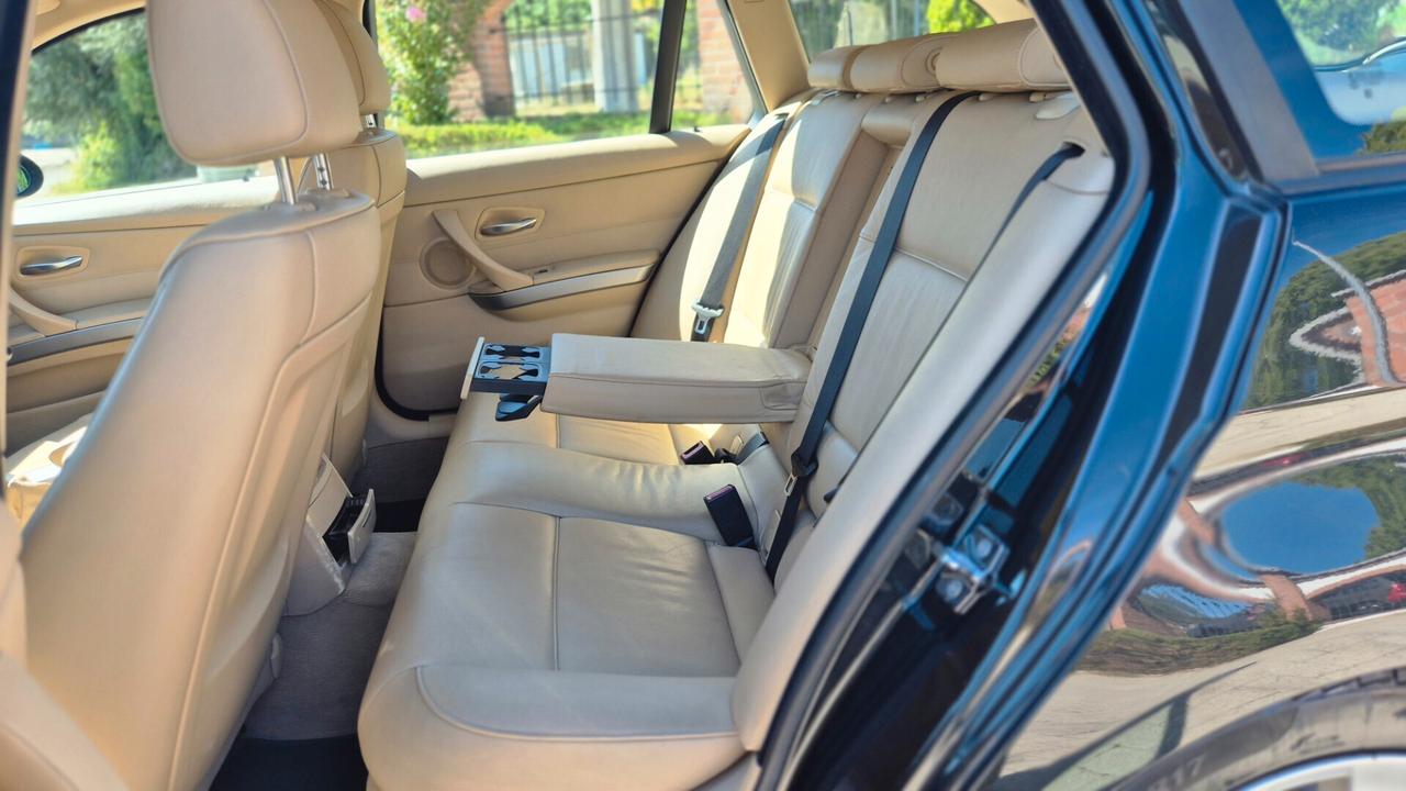 Bmw 320d Touring / 2.0 /163CV SOLO 160.000 KM