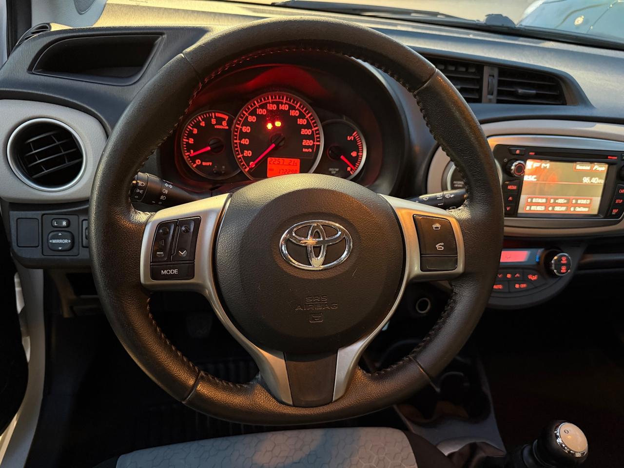 Toyota Yaris 1.4 D-4D 5 porte Lounge