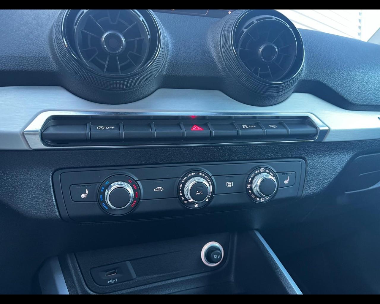 AUDI Q2 30 TDI S-TRONIC ADMIRED