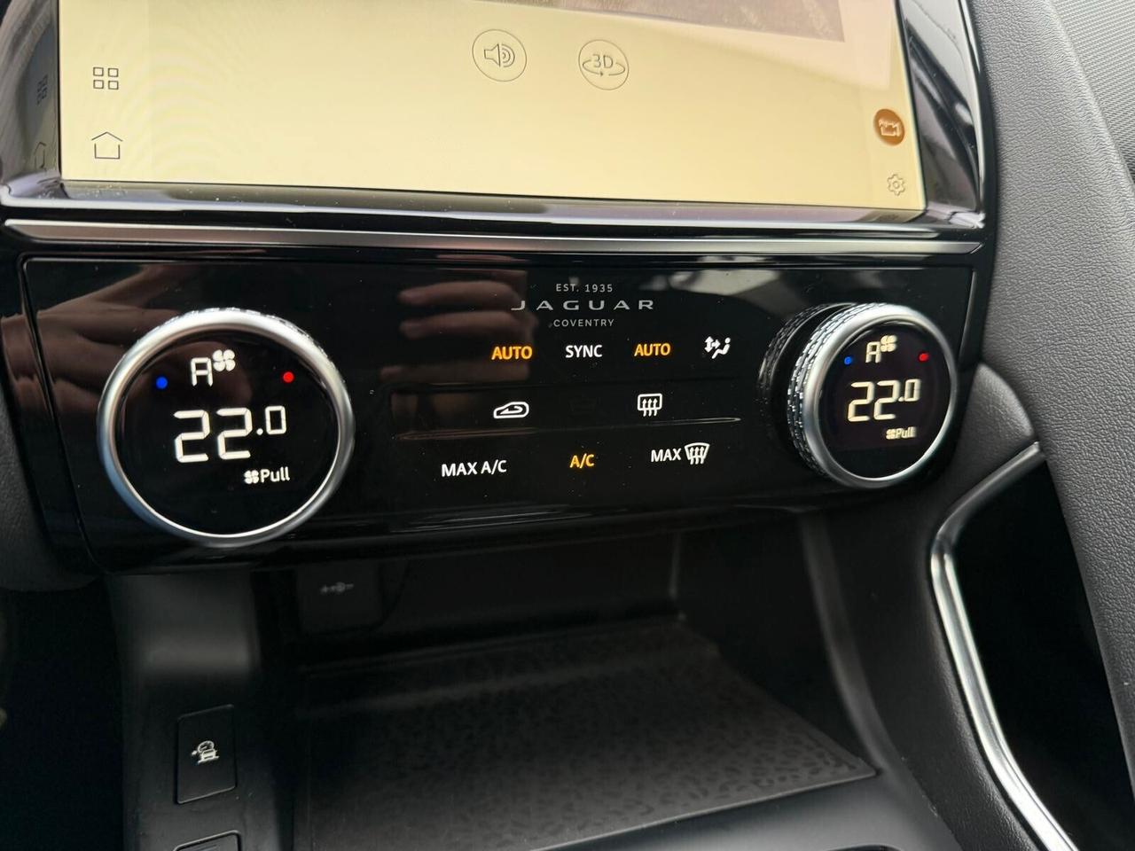 Jaguar E-Pace mhev /AUTOCARRO / PREZZO PIU IVA