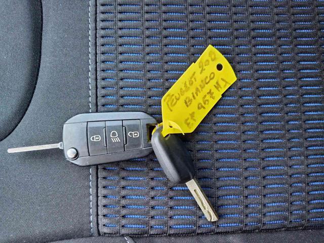 PEUGEOT 208 1.2 VTI UNICA PROPRIETARIA