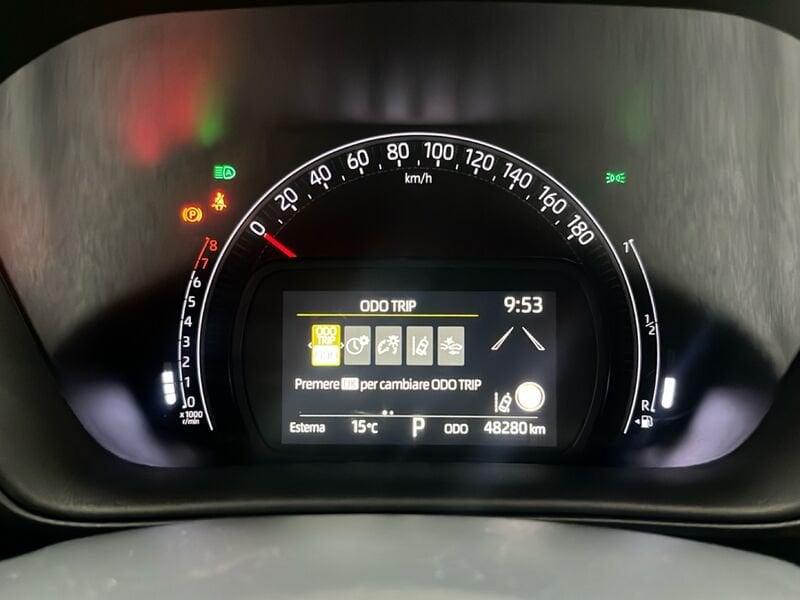 Toyota Aygo X 1.0B (72 CV) Undercover S-CVT