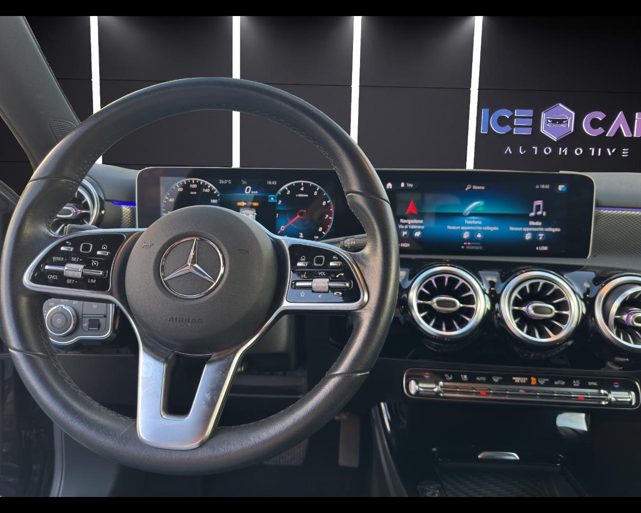 Mercedes-Benz Classe A (W177) - A 200 Automatic Sport