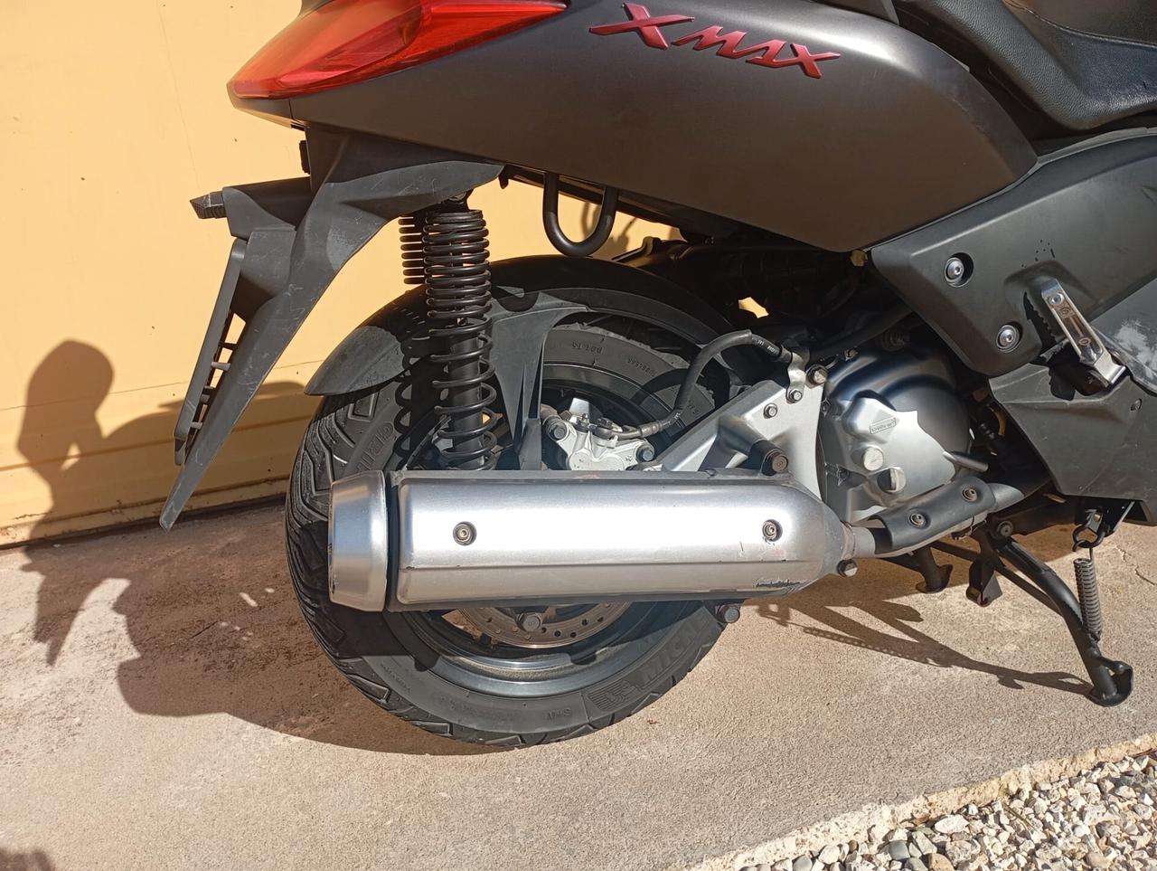 Yamaha X-Max 250 Sport Gomme + Tagliando Nuovi