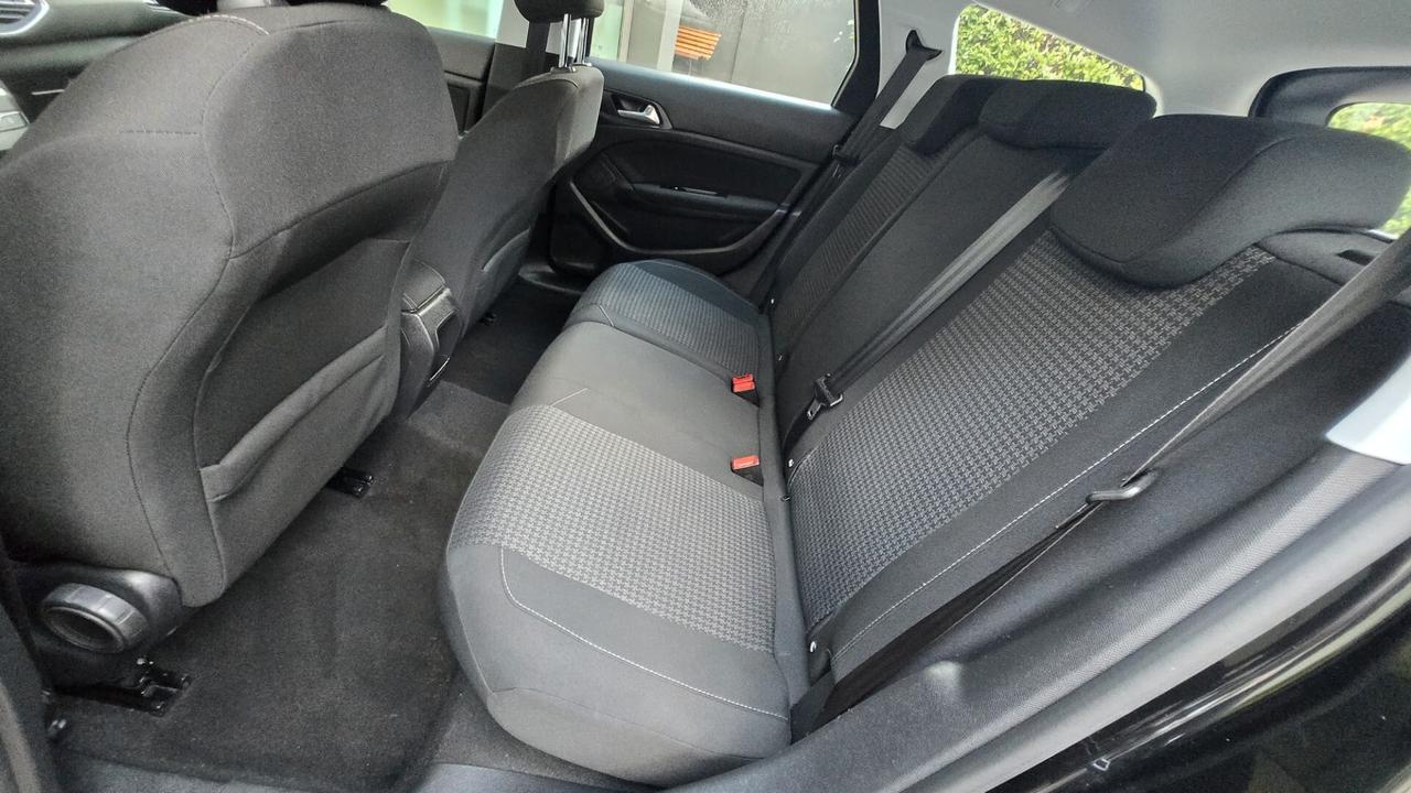 Peugeot 308 BlueHDi 130 S&S SW GT Line