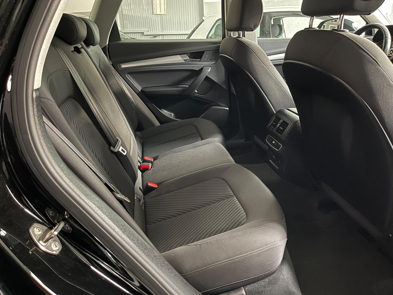 Audi Q5 40 TDI 204 CV quattro S tronic Identity Black