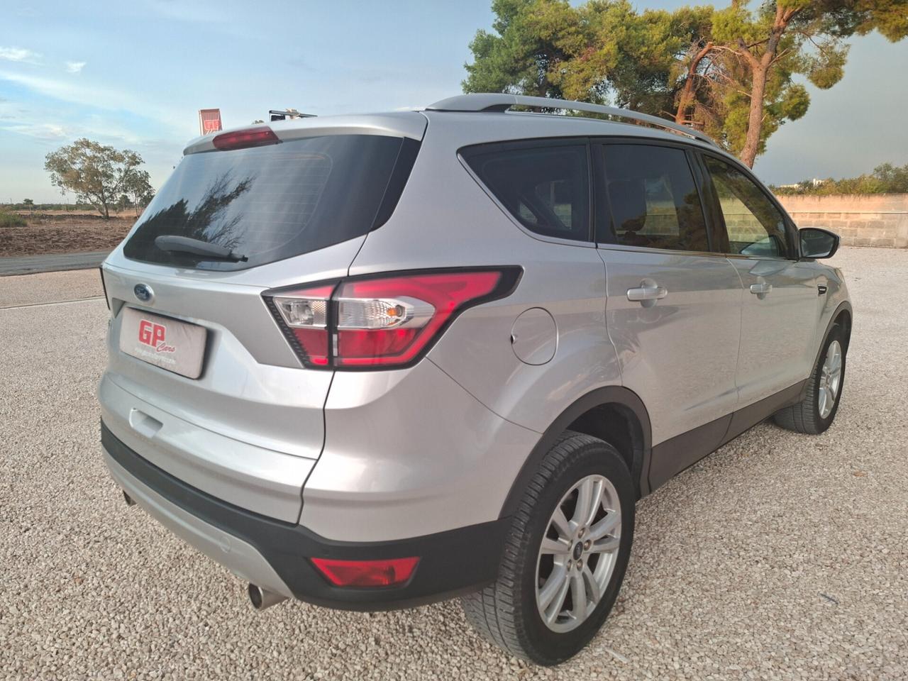 Ford Kuga 2.0 TDCI 120 CV Titanium*NAVI*LED*CRUISE