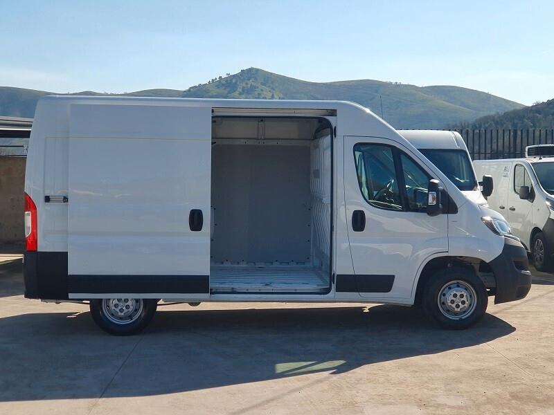 PEUGEOT Boxer 333 2.2 BlueHDi 140CV L2H2 CLIMA PDC