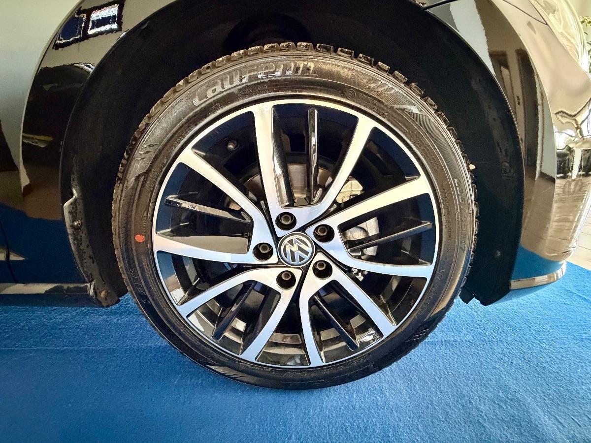 VOLKSWAGEN - Golf - 1.5 TSI EVO ACT R-Line