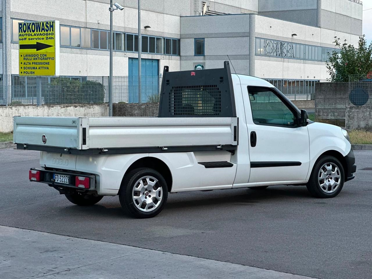 Fiat doblo con cassone fisso