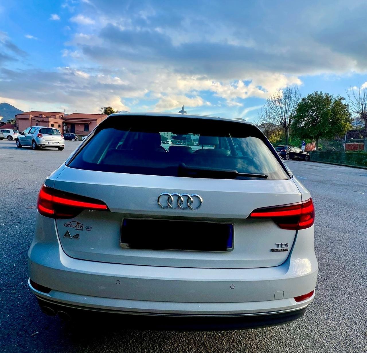 Audi A4 2.0 TDI AVANT Acc.Permute