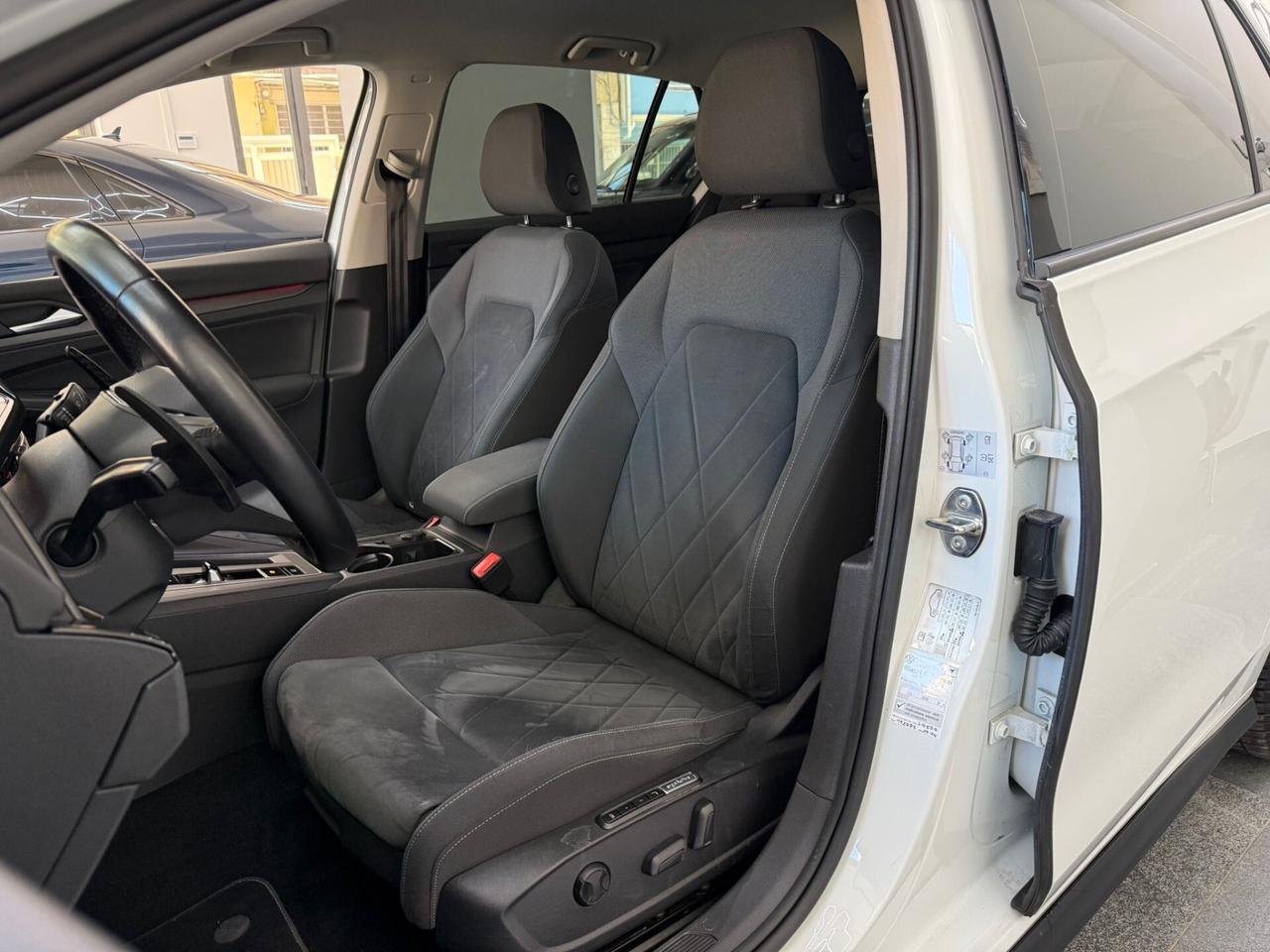 Golf 1.4 TSI eHYBRID 204 CV DSG Style Allestimento GTI NEOPATENTATI