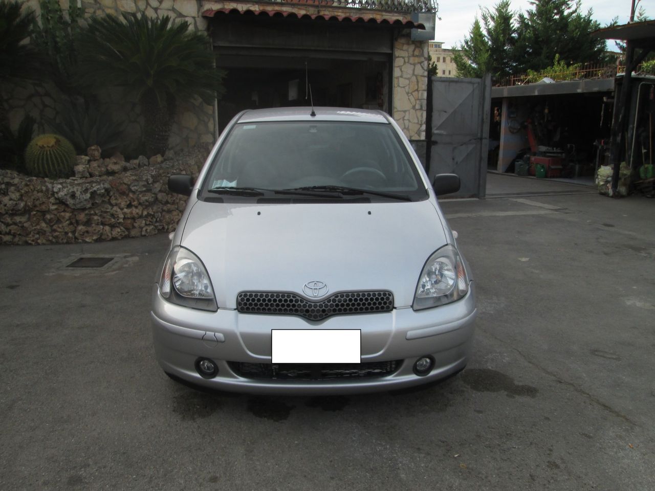 Toyota Yaris Verso 1.3i 16v Cat Luna 03