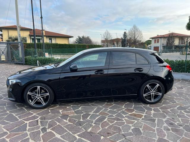 MERCEDES-BENZ A 200 d Automatic 4p. Sport