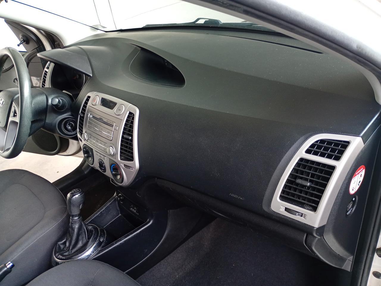 Hyundai i20 1.4 CRDi 5p. Sound Edition
