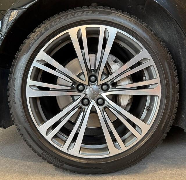 Audi A8 50 TDI 3.0 quattro tiptronic