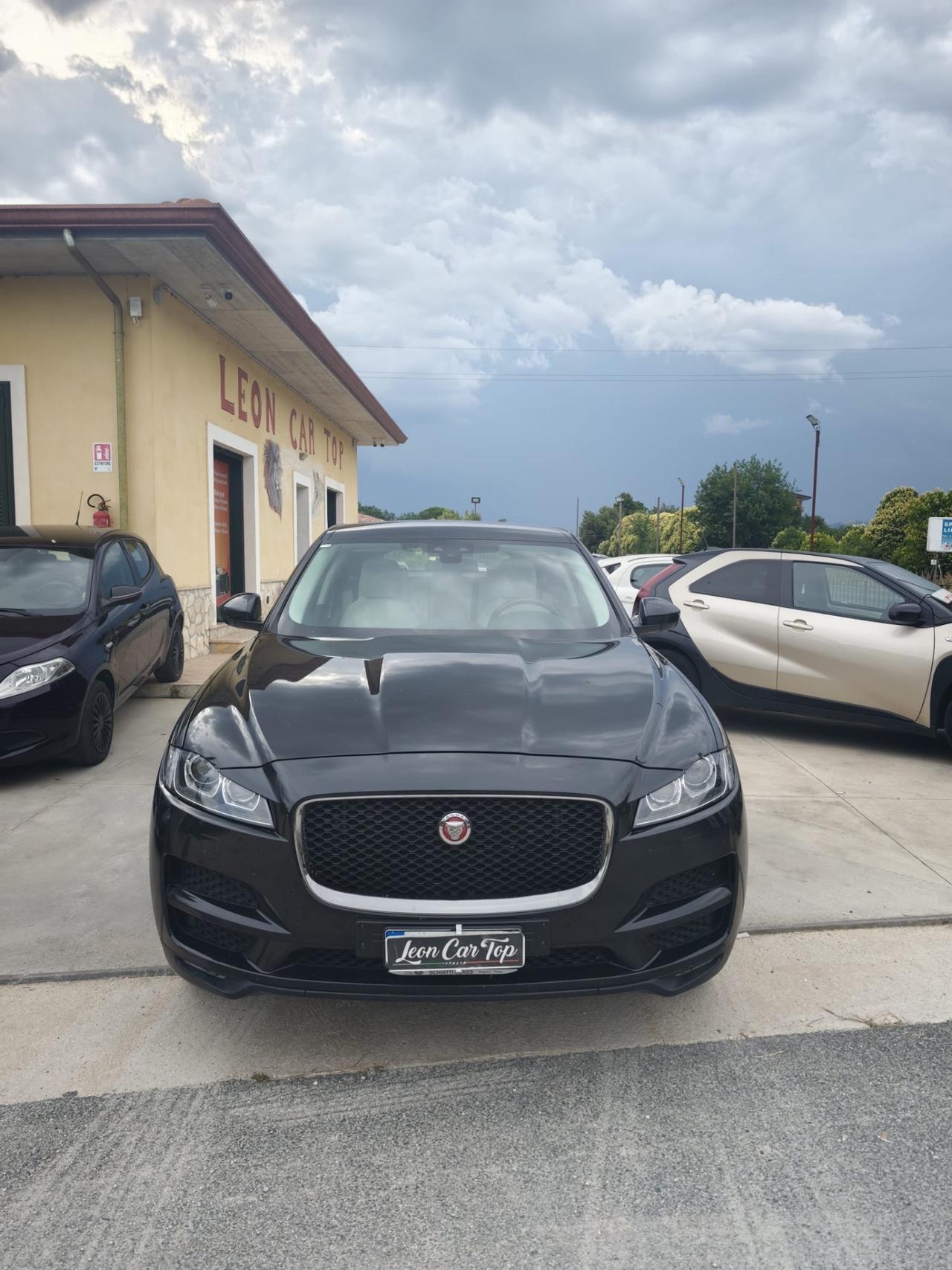 Jaguar F-Pace 2.0 D 180 CV Portfolio accetto permuta e finanziamento