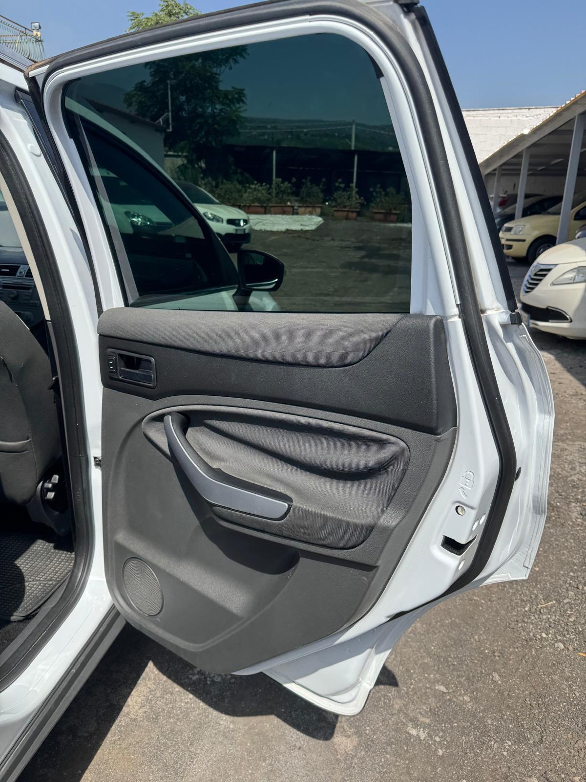 Ford Kuga 2.0 TDCi 140 CV 2WD Titanium DPF