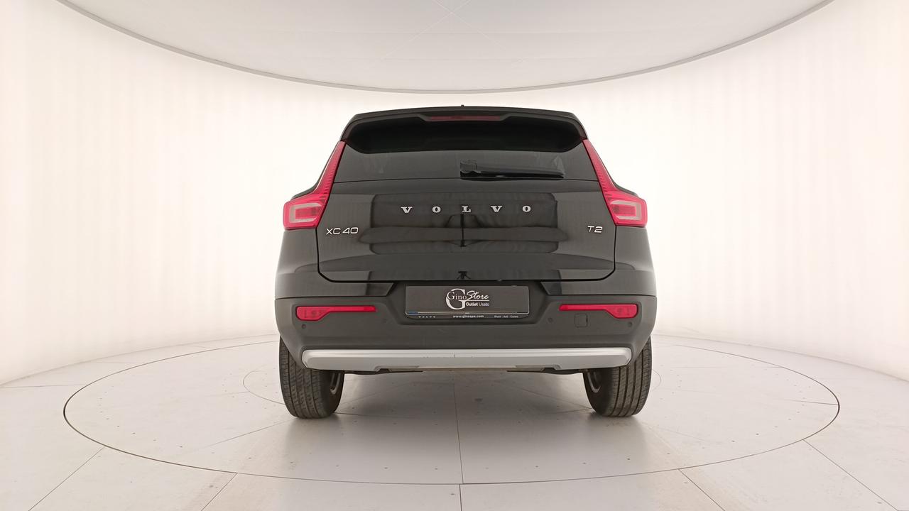VOLVO XC40 1.5 t2 Essential