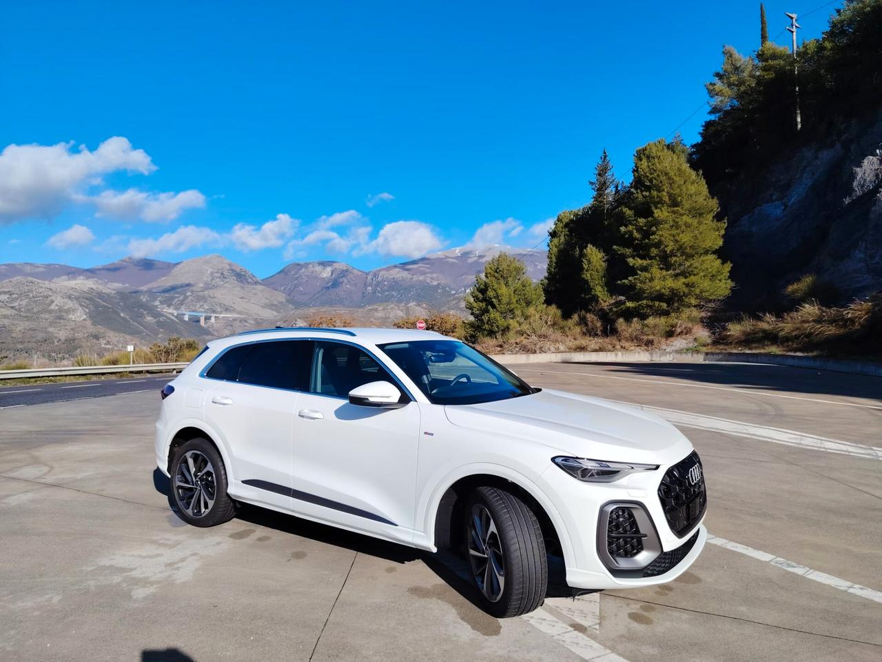 Audi Q5 2.0Tdi 204Cv Hybrid S-line Esterno NUOVA Pronta Consegna