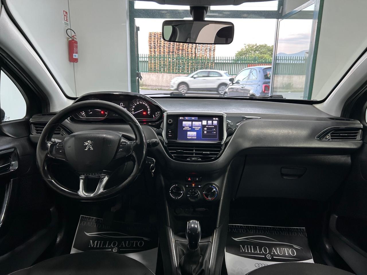 Peugeot 208 BlueHDi 75 5 porte Allure