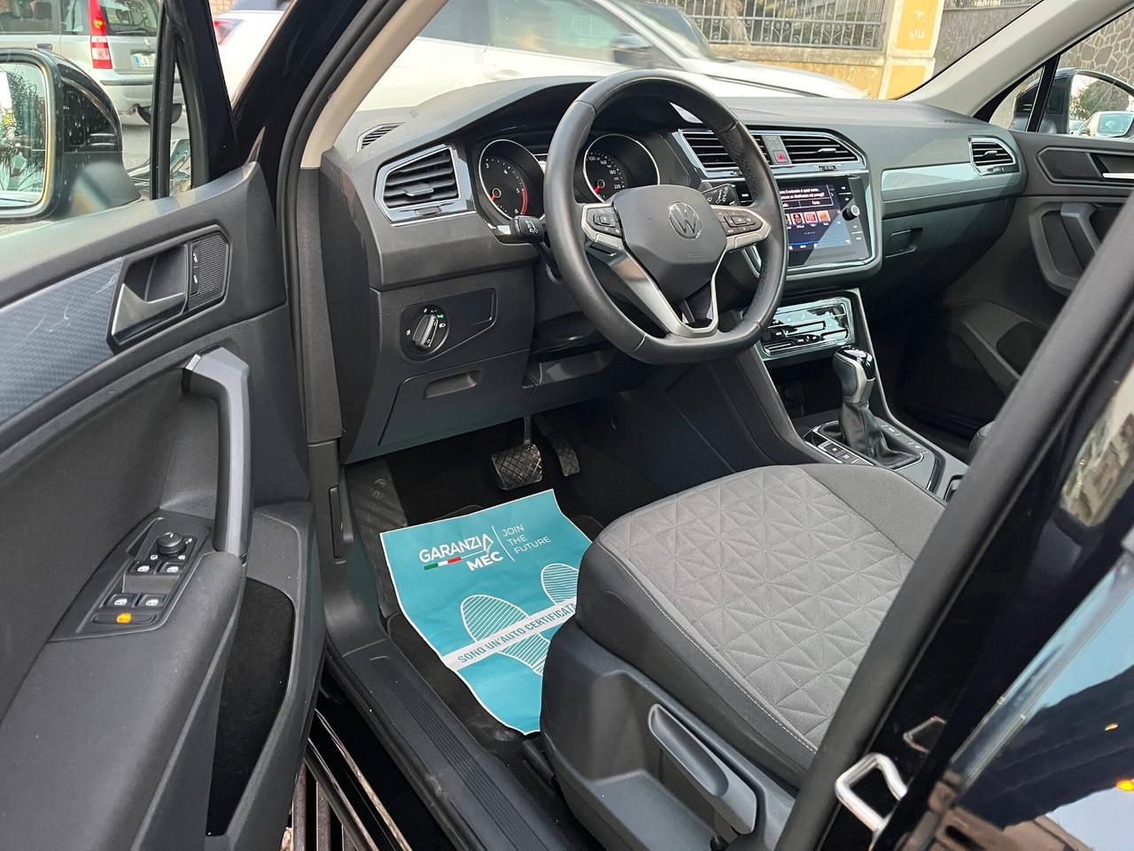 Volkswagen Tiguan 2.0 TDI 150 CV SCR DSG Life Garanzia 12/36 Mesi